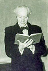 Picture of F. M. Alexander reading